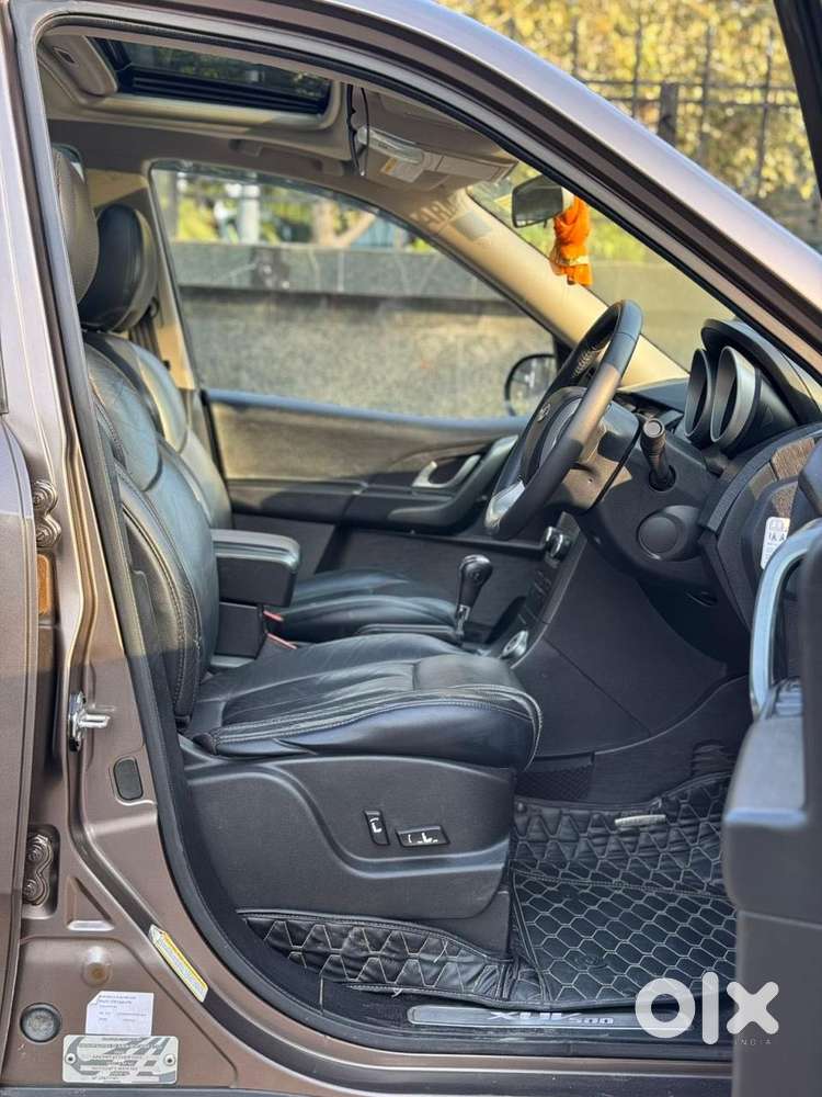 Mahindra Xuv500 2.2 W10 Sportz Edition At, 2018, Diesel