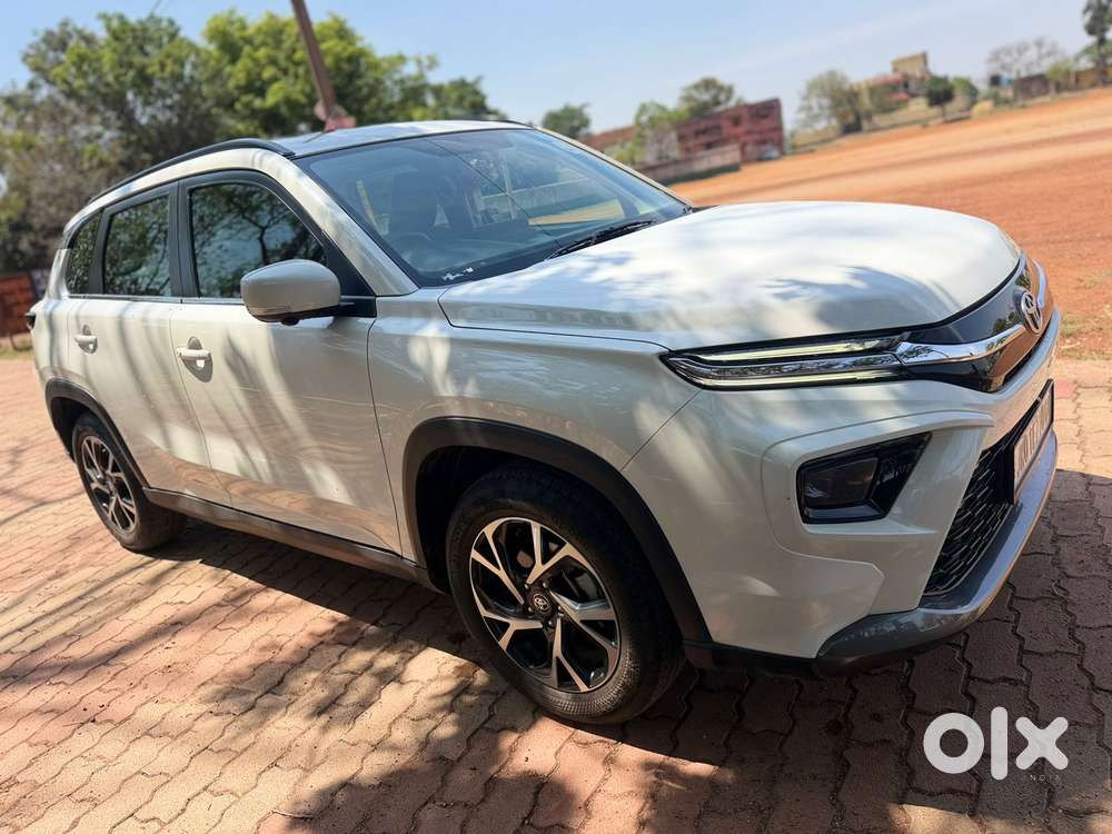 Toyota Urban Cruiser Hyryder 1.5 V Hybrid, 2023, Petrol