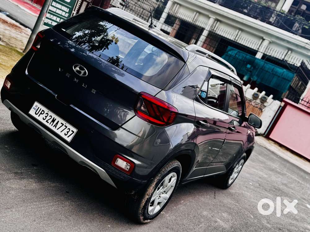Hyundai Venue S Turbo, 2021, Petrol