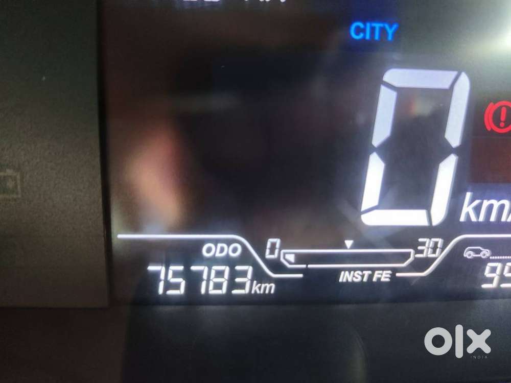 Tata Nexon, 2022, Petrol
