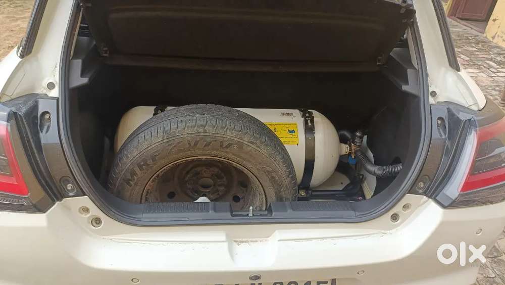 Maruti Suzuki Swift Vxi 2024