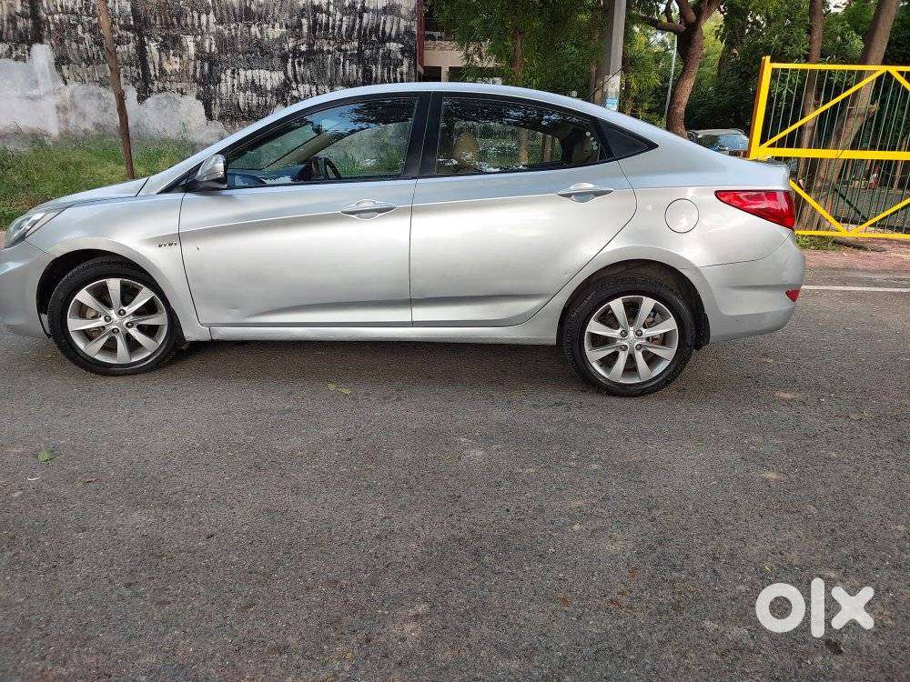 Hyundai Verna Fluidic 1.6 Vtvt Sx, 2012, Cng & Hybrids