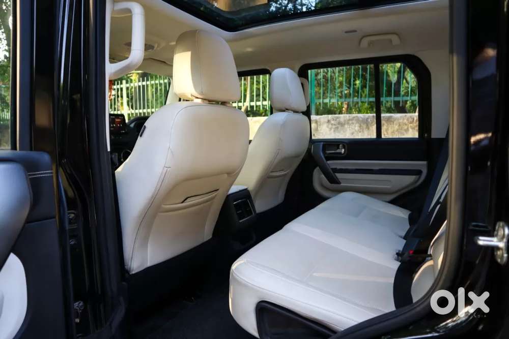 Mahindra Thar Roxx, 2025, Petrol