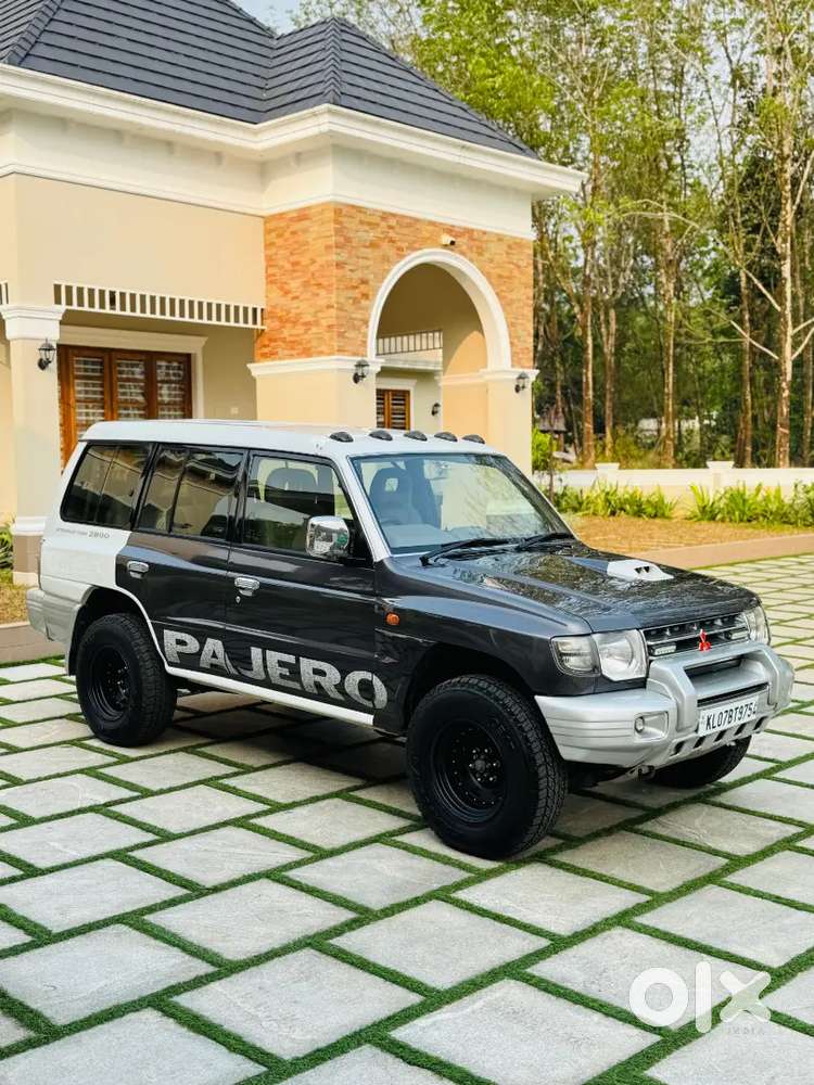 Mitsubishi Pajero 2012
