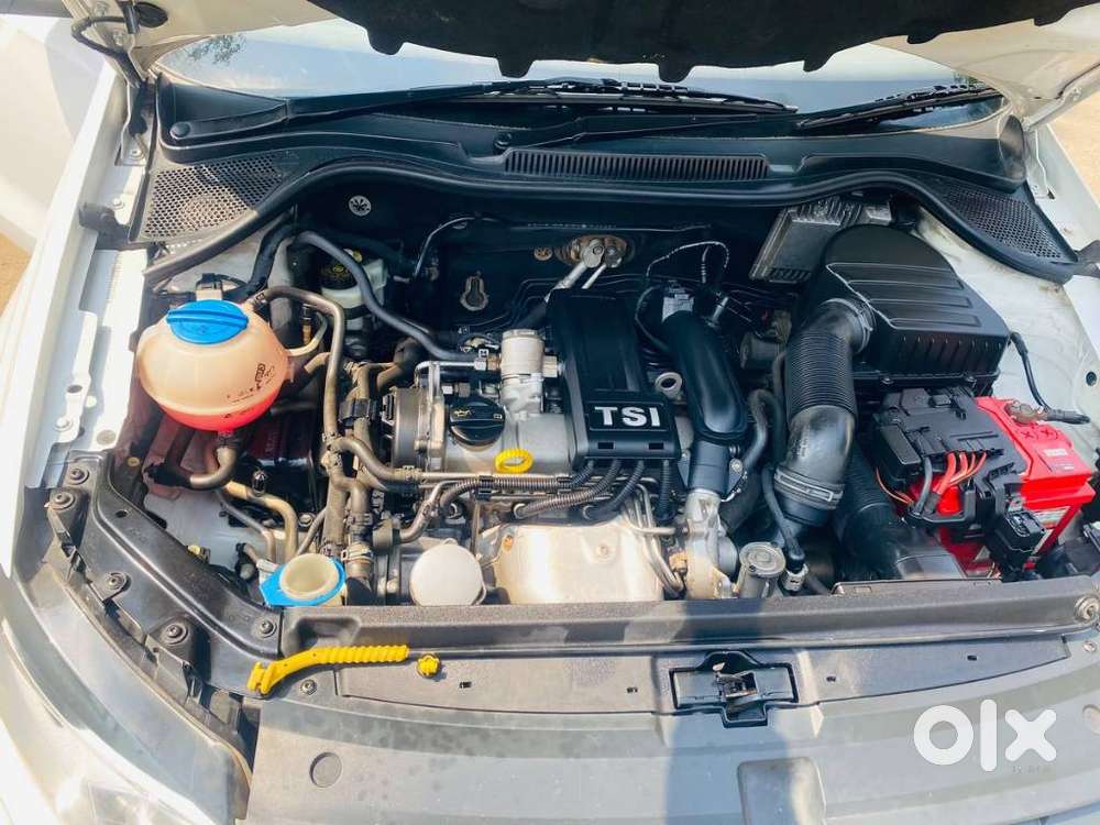 Volkswagen Vento 1.2 Tsi Highline At, 2016, Petrol