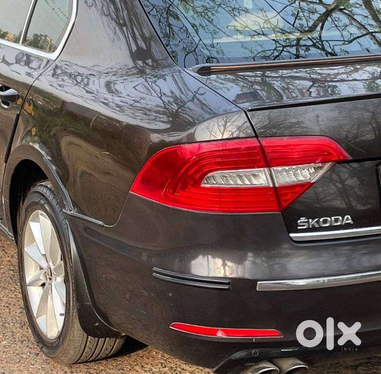 Skoda Superb Elegance 1.8 Tsi At, 2014, Petrol