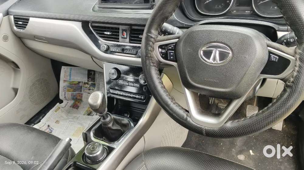Tata Nexon Xz+ Top End 2017, Single Owner, Diesel