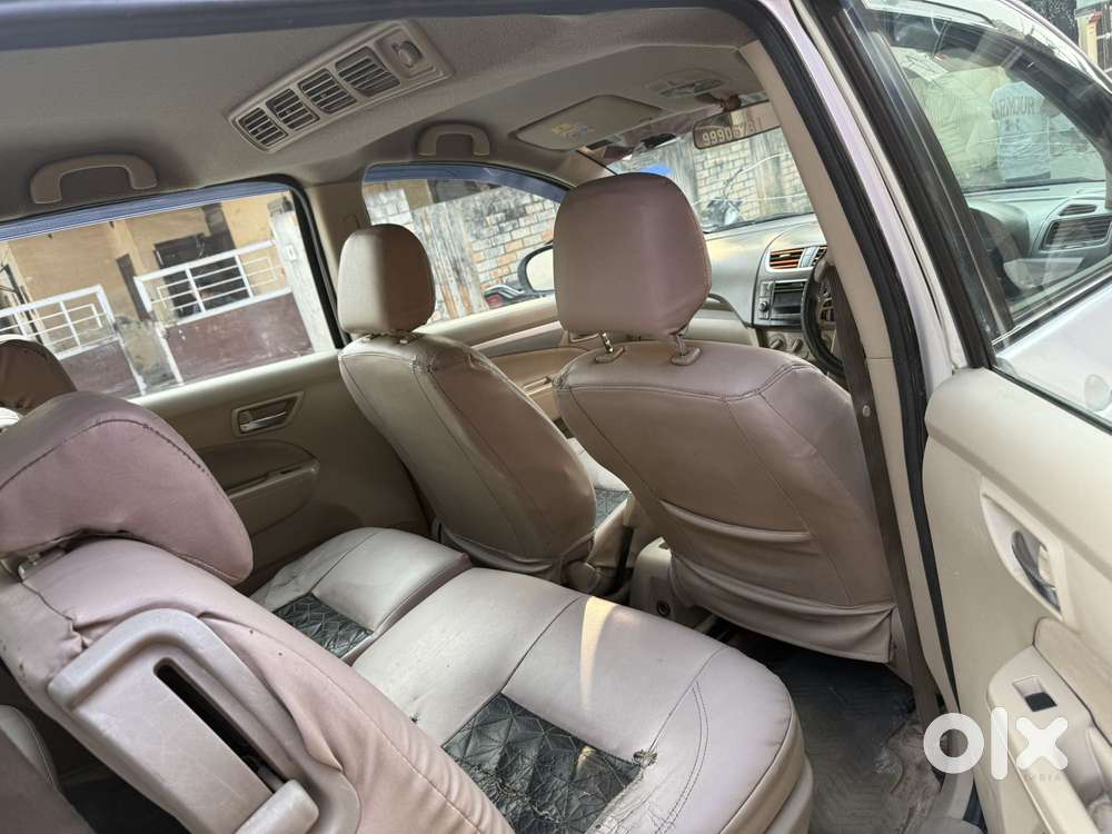 Maruti Suzuki Ertiga Vxi (o) Cng, 2017, Cng & Hybrids