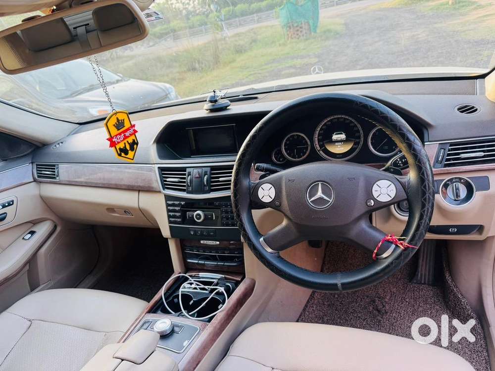Mercedes-benz E-class 2012