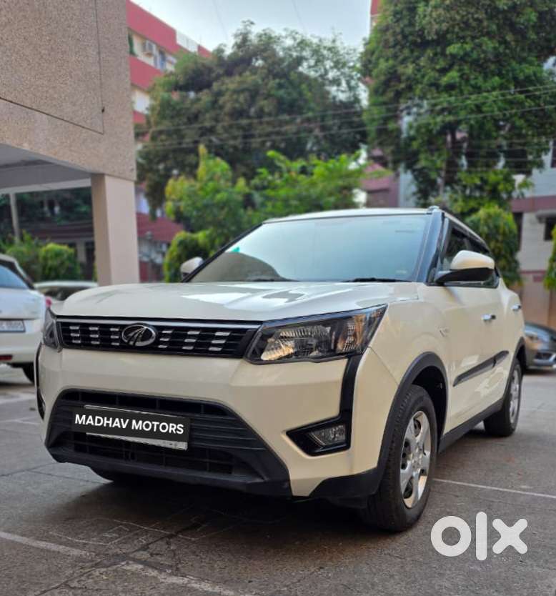 Mahindra Xuv300 W6, 2022, Petrol