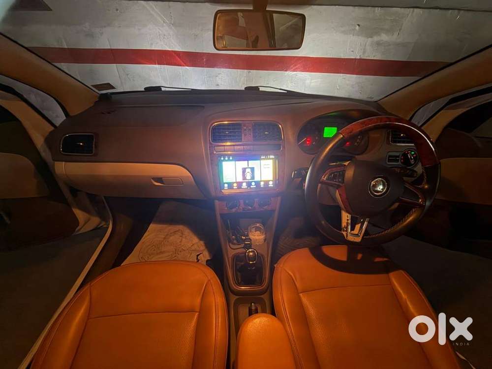 Skoda Rapid Ambition 2014