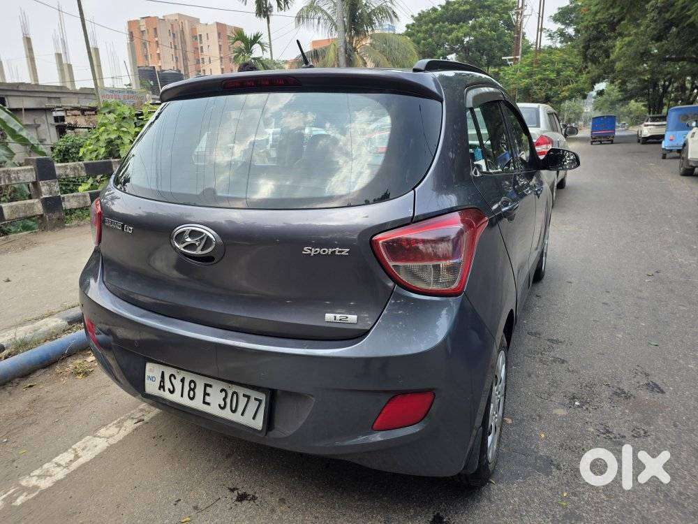 Hyundai Grand I10 Sportz, 2017, Petrol