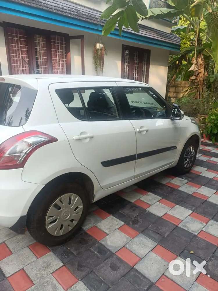 Maruti Suzuki Swift Petrol 2013