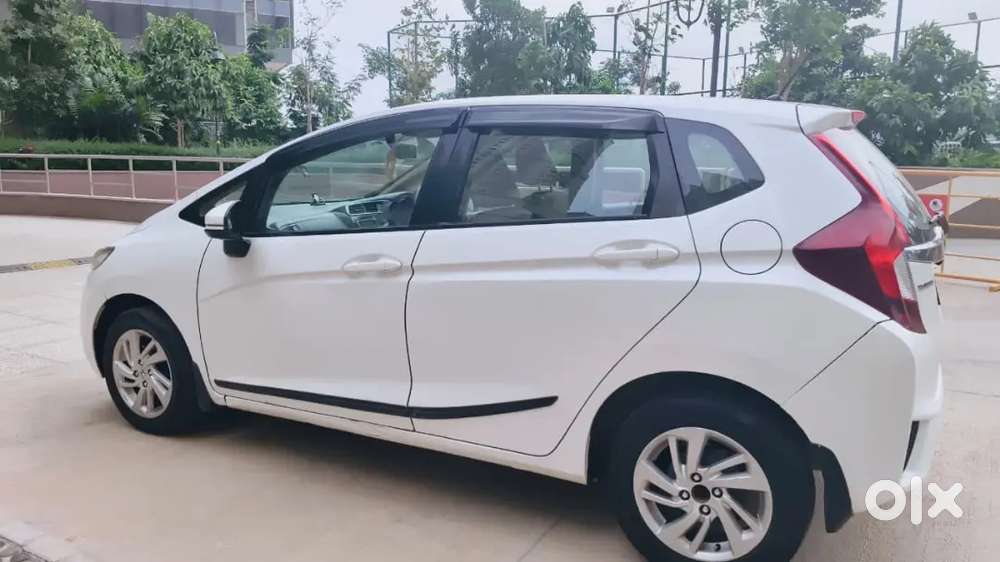 Spinny And Dealers Don't Call Family Used Car Well Maintained