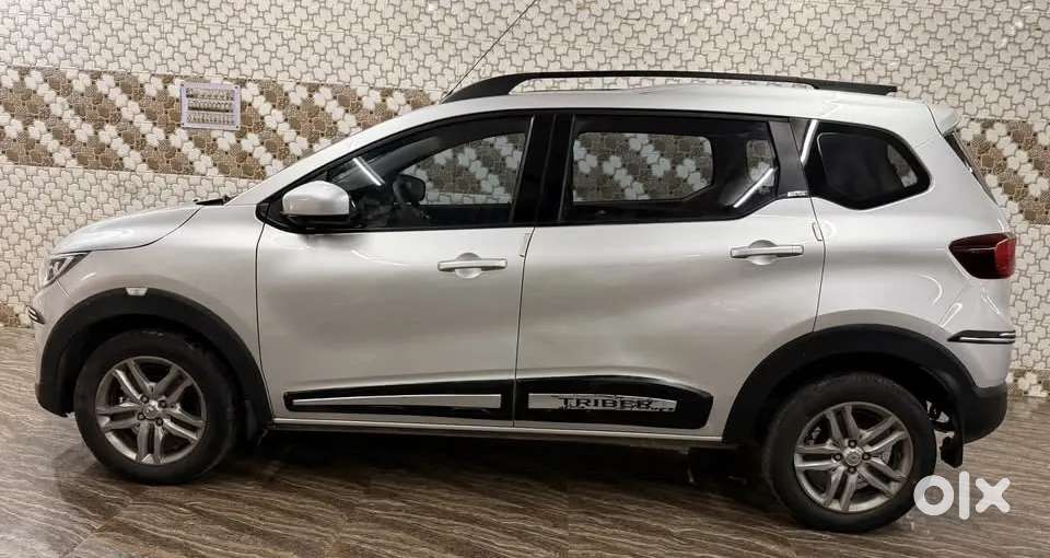 Renault Triber Rxz Urban Night Limited Edition, 2020, Petrol