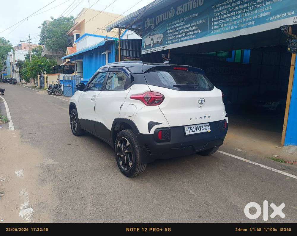 Tata Punch Creative Dual Tone Mt Sunroof, 2023, Petrol