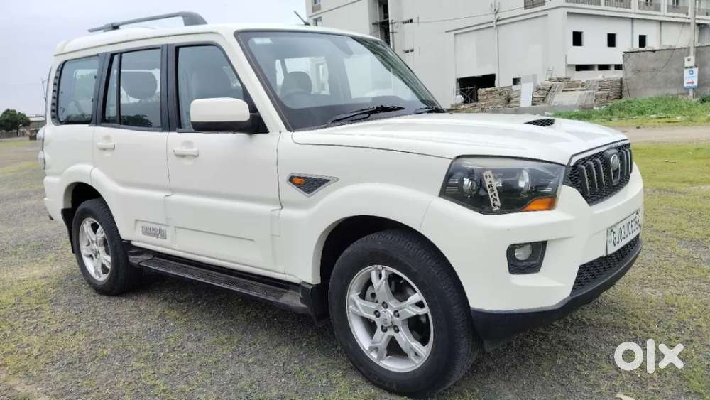 Mahindra Scorpio S10, 2017, Diesel