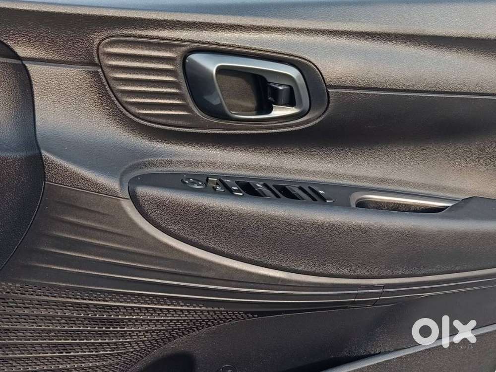 Hyundai I20 Asta (o) 1.2 Ivt, 2023, Petrol