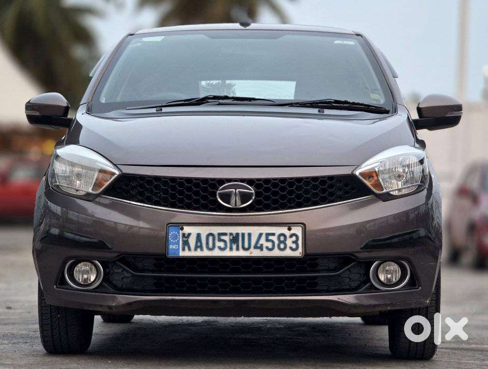 Tata Tiago, 2016, Petrol