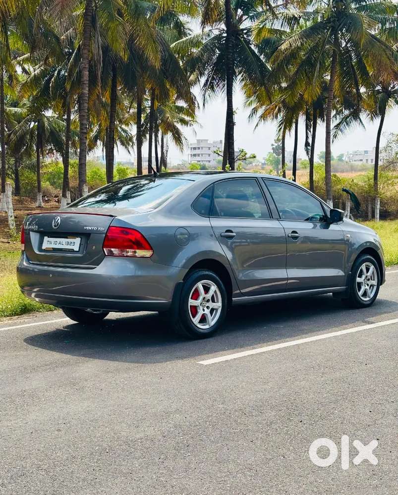 Volkswagen Vento 1.6 Tdi Highline Diesel – 2013 Model