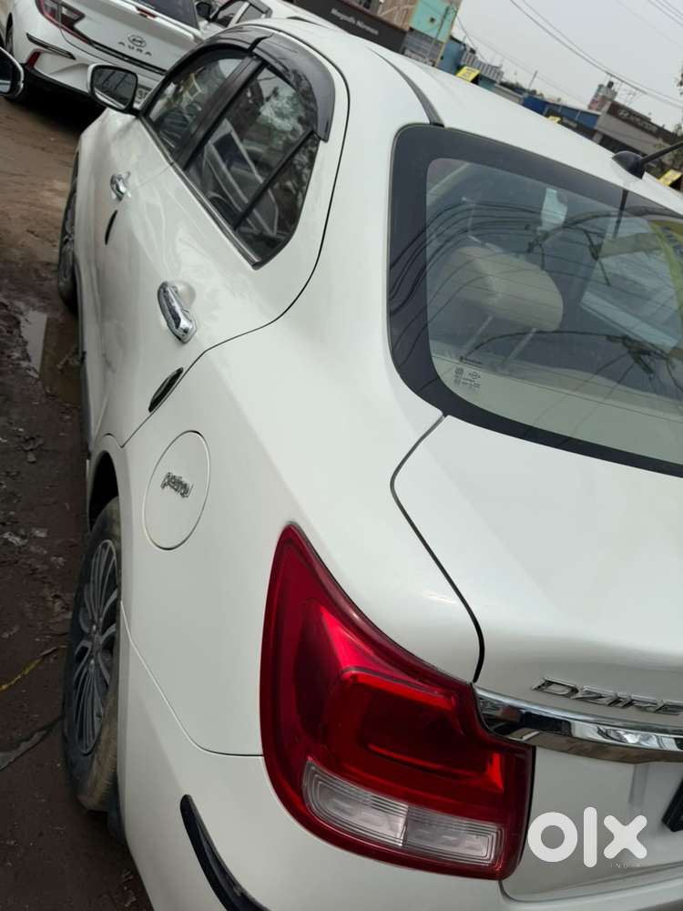 Maruti Suzuki Swift Dzire, 2022, Petrol