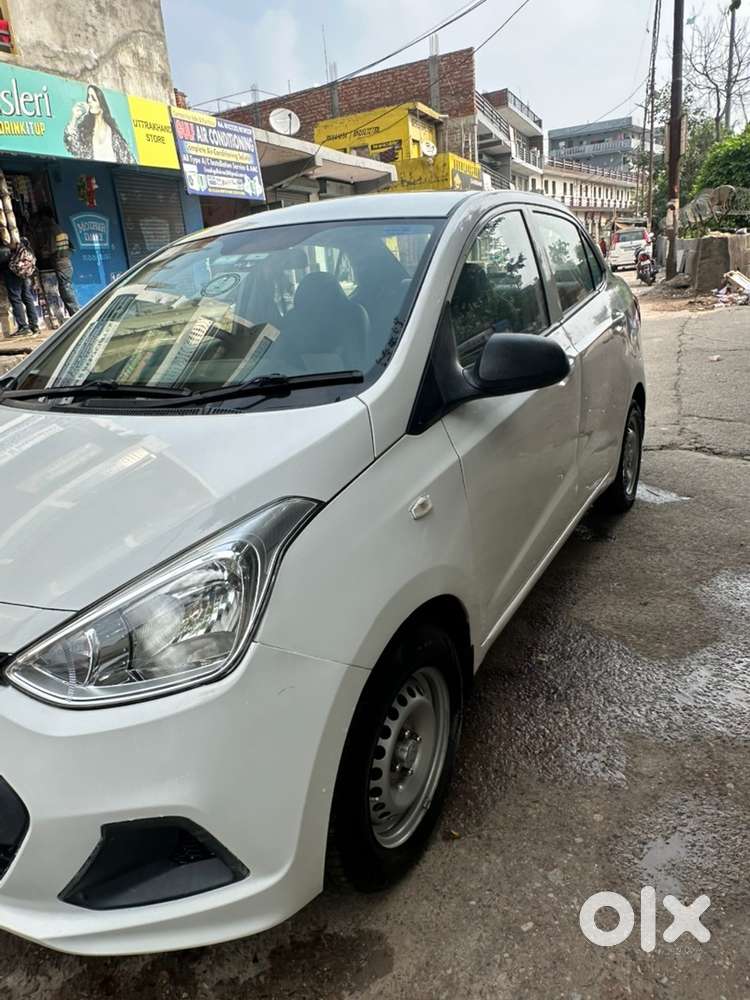Hyundai Xcent 2018 Petrol