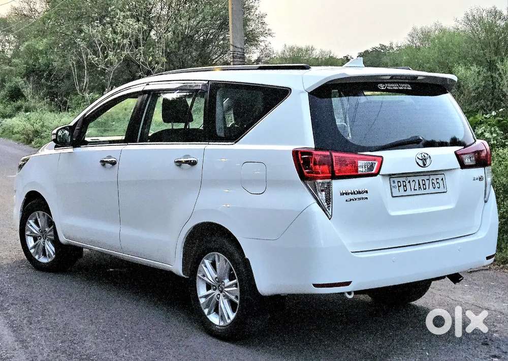 Toyota Innova Crysta Diesel 2017