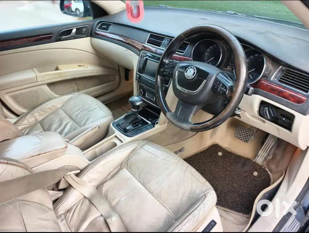 Skoda Superb Elegance 2011 Diesel Automatic