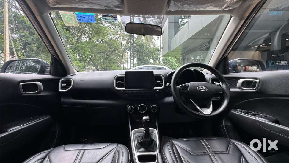 Hyundai Venue, 2021, Petrol