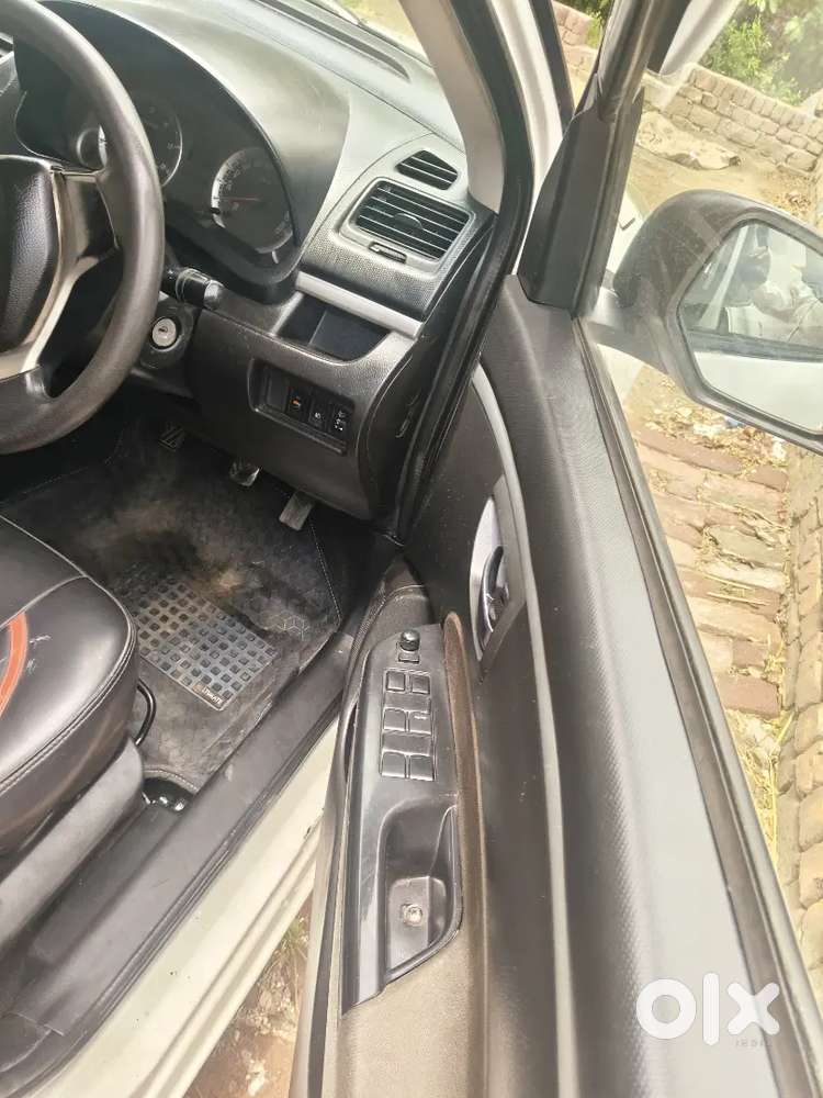 Maruti Suzuki Swift 2016