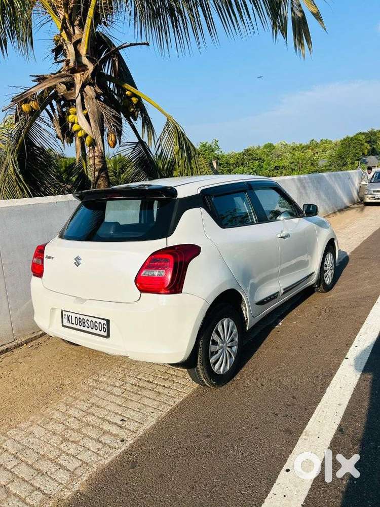 Maruti Suzuki Swift Amt Vxi, 2018, Petrol