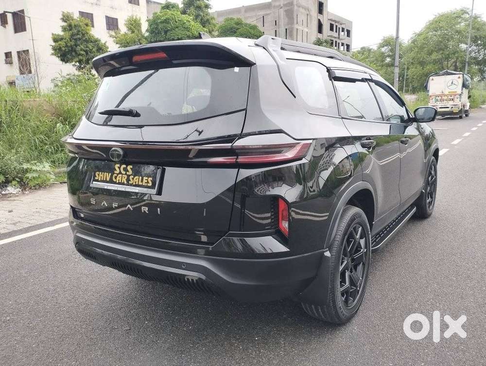 Tata Safari Adventure X Plus 7 Str Dark Edition At, 2025, Diesel