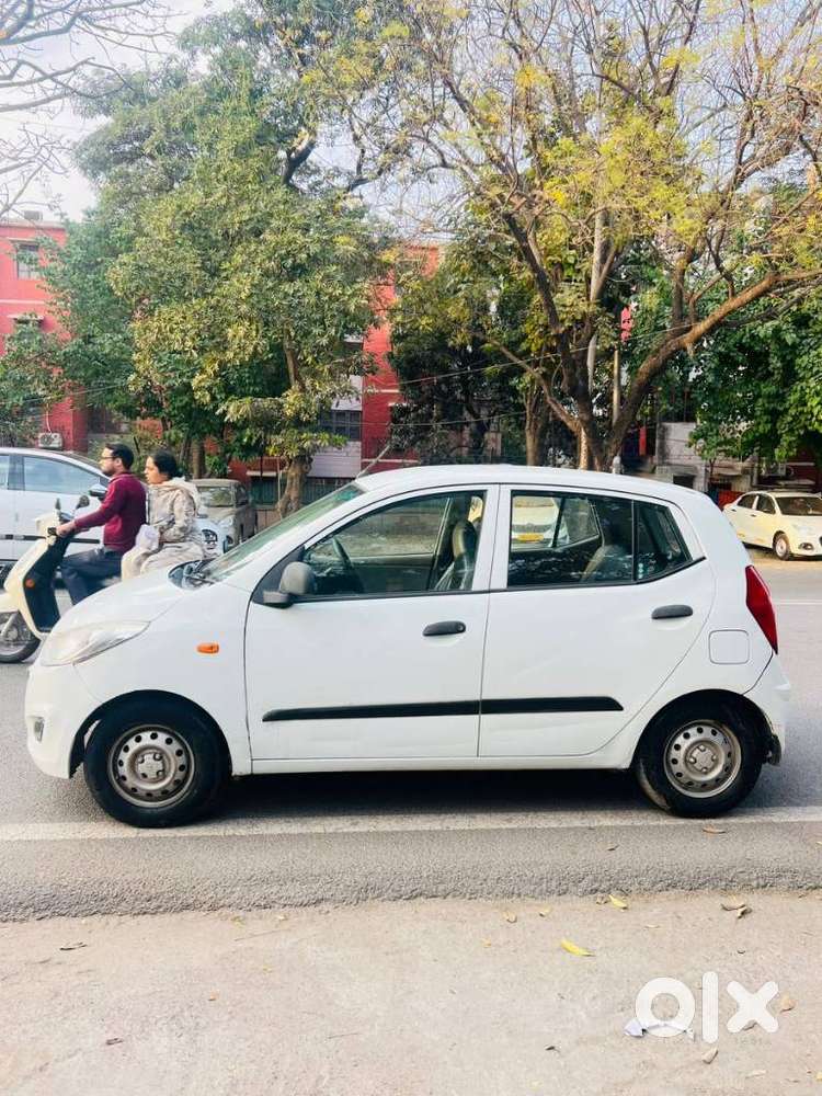 Hyundai I10 Era, 2012, Cng & Hybrids