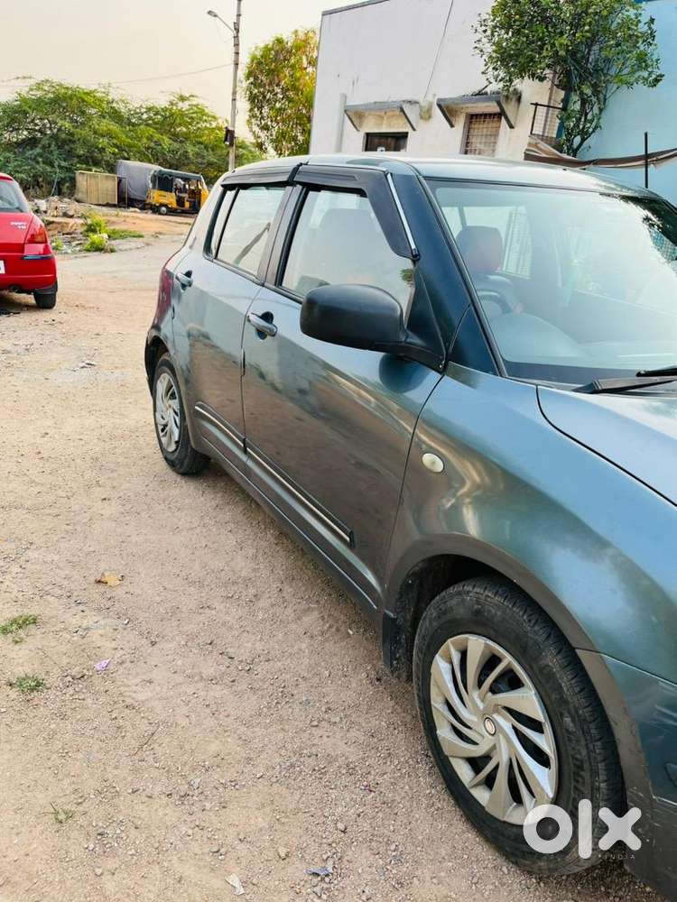 Maruti Suzuki Swift 2007 Petrol 98000 Km Driven