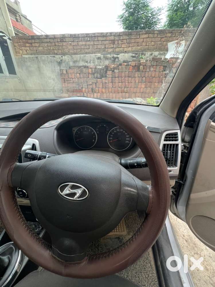 Hyundai I20 Petrol 2011
