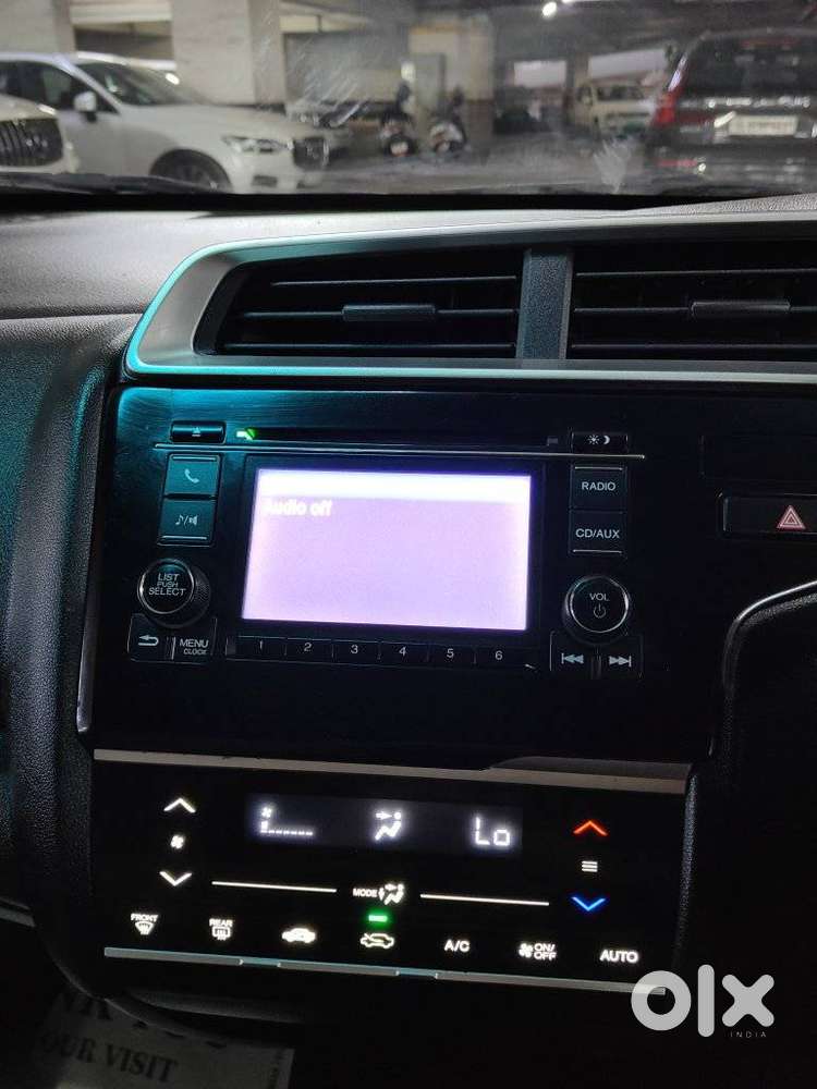 Honda Jazz V Cvt, 2017, Petrol