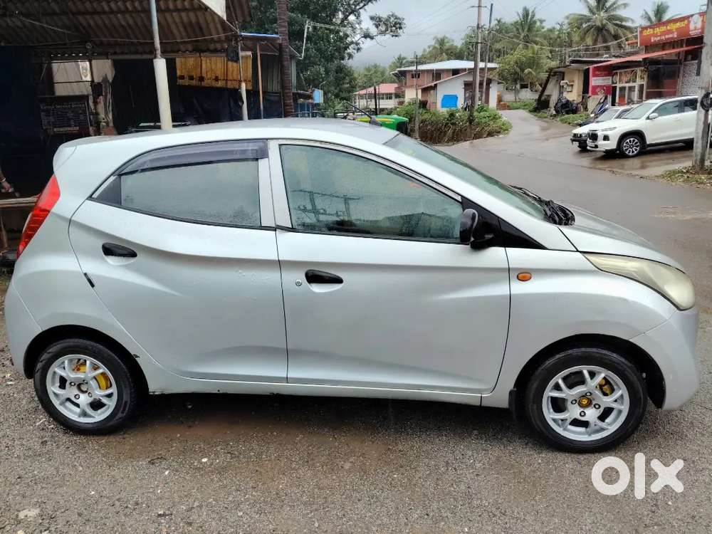 Hyundai Eon 2012 Petrol Well Maintained