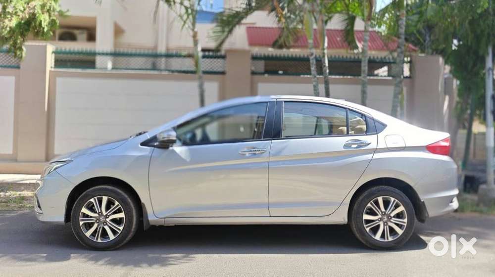 Honda City 1.5 V 5th Gen I-vtec Mt, 2022, Petrol