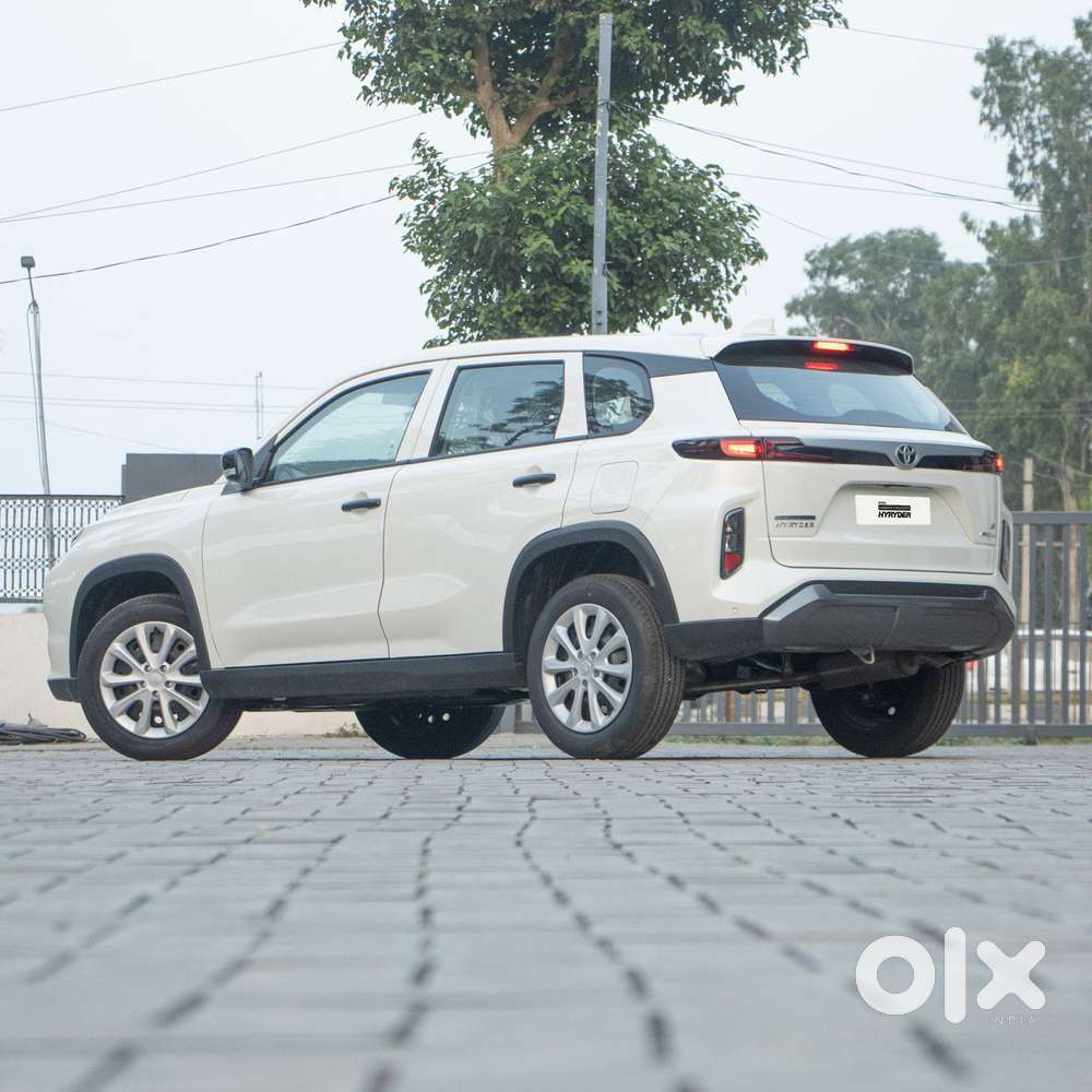 Toyota Urban Cruiser Hyryder 1.5 E Neo Drive, 2025, Petrol