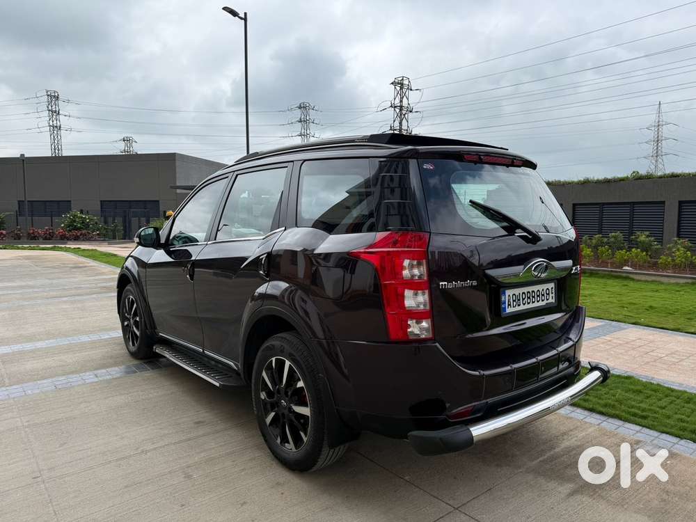 Mahindra Xuv500 Diesel W6 2017