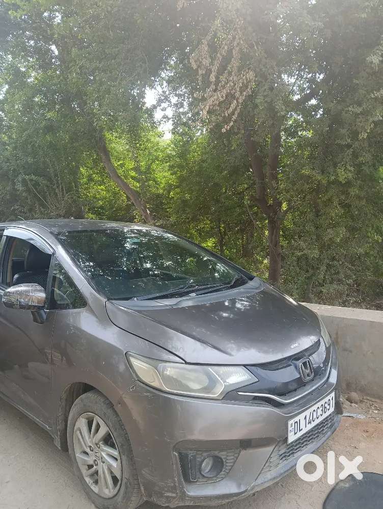 Honda Jazz I-vtec V Automatic 2015