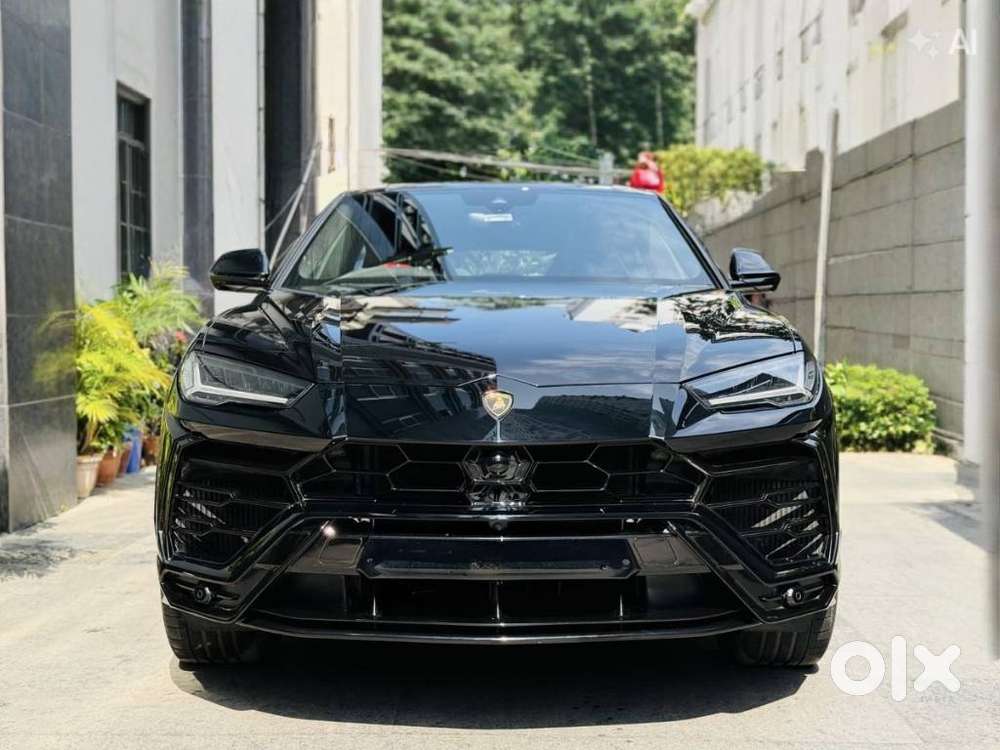 Lamborghini Urus V8, 2021, Petrol