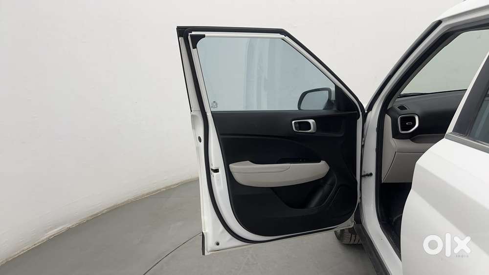 Hyundai Venue 1.5 Crdi Sx (o), 2023, Diesel