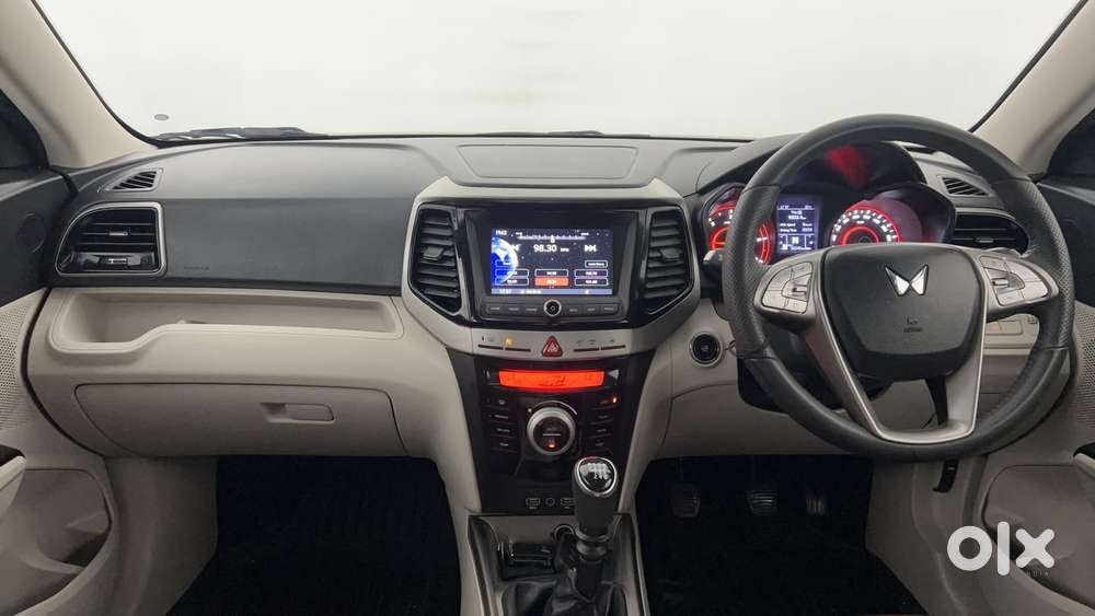 Mahindra Xuv300 W8 Diesel, 2023, Diesel