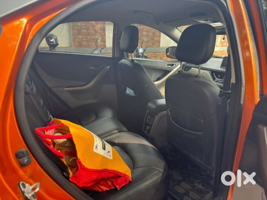 Tata Nexon 1.2 Revotron Xza Plus, 2018, Petrol