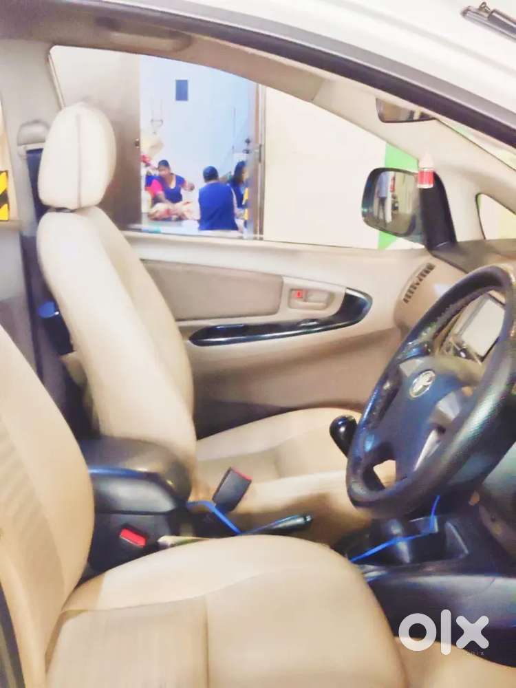 Toyota Innova 2016