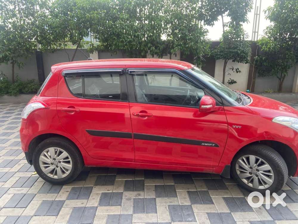 Maruti Suzuki Swift 2017 Petrol 57287 Km Driven