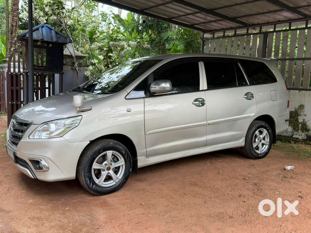 Toyota Innova Diesel 2012 Kerala