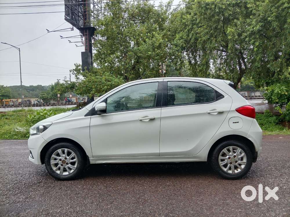 Tata Tiago 1.2 Revotron Xza, 2017, Petrol