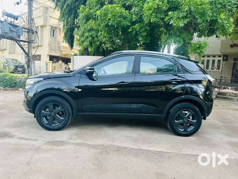 Tata Nexon Ev Xz Plus Dark Edition, 2022, Electric